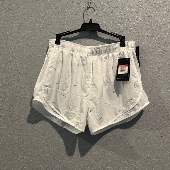 Nike Pants - NWT Nike Dri Fit Running Shorts - Size L